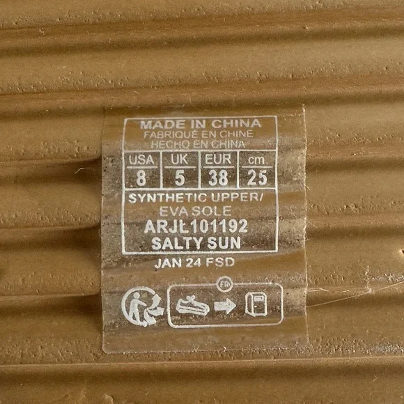 Roxy Women's Sandals with Cream Woven Straps NWT - Picture 6 of 6